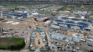 Vue aérienne d'un site de l'industrie énergétique