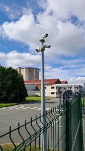 Photographie de l'installation de vidéo surveillance sur le site de Terreos.